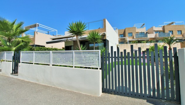 Resale - Detached Villa - Orihuela Costa - La Zenia