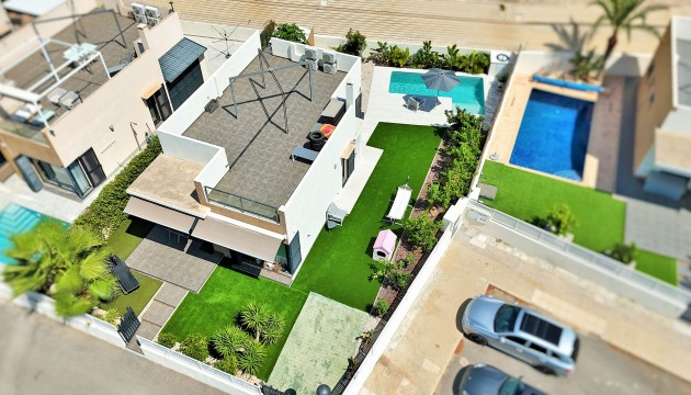 Resale - Detached Villa - Orihuela Costa - La Zenia