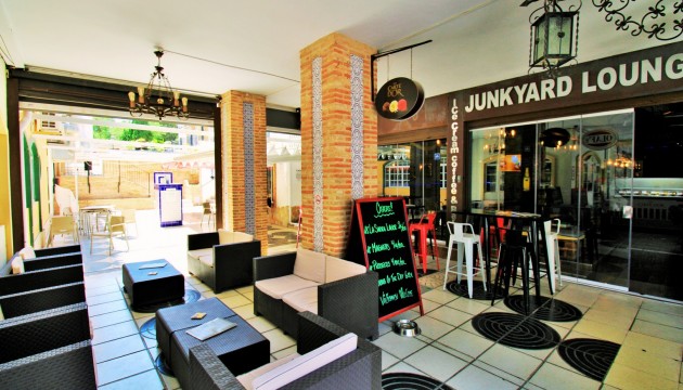 Resale - Commercial - Orihuela Costa - Villamartín