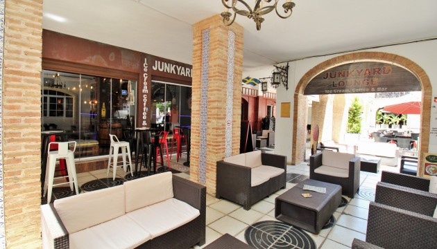 Resale - Commercial - Orihuela Costa - Villamartín