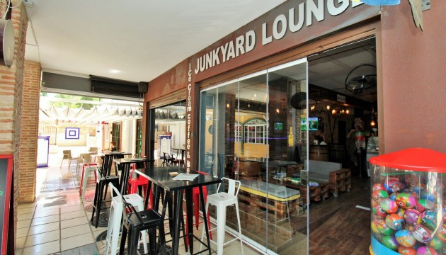 Resale - Commercial - Orihuela Costa - Villamartín