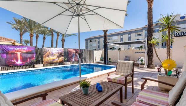 Resale - Detached Villa - Torrevieja - Punta Prima