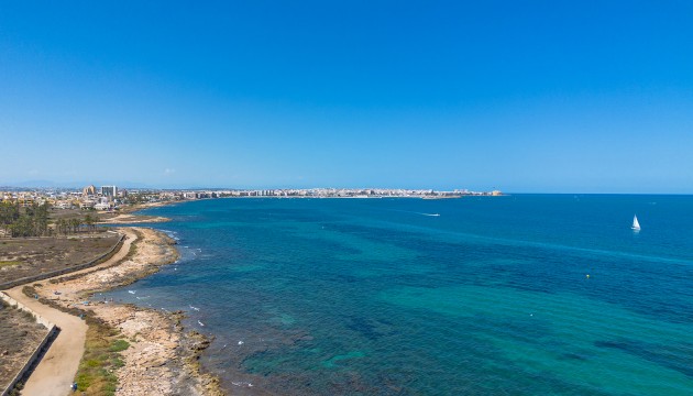Resale - Detached Villa - Torrevieja - Punta Prima