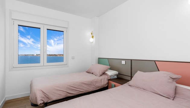 Resale - Apartment - Orihuela Costa - Punta Prima