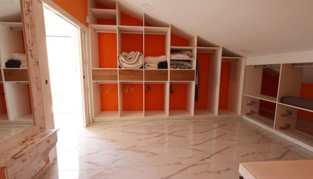 Resale - Detached Villa - Orihuela Costa - Villamartín