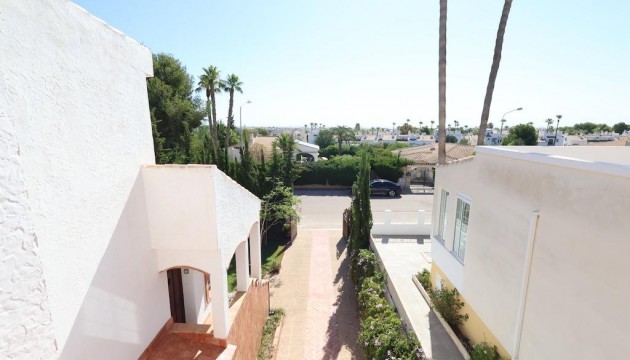 Resale - Detached Villa - Orihuela Costa - Villamartín