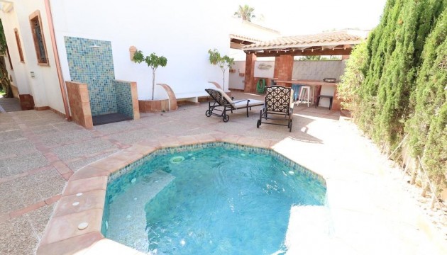 Resale - Detached Villa - Orihuela Costa - Villamartín