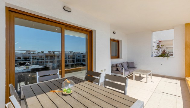 Resale - Apartment - Orihuela Costa - Villamartín
