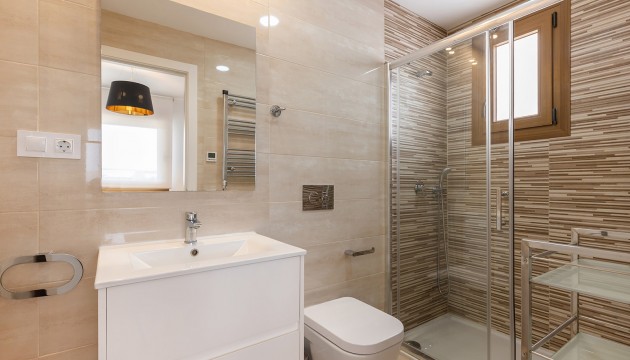 Resale - Apartment - Orihuela Costa - Villamartín