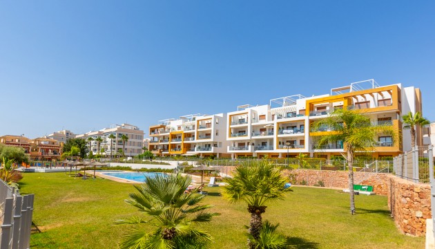 Resale - Apartment - Orihuela Costa - Villamartín