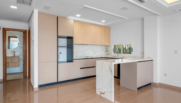 Herverkoop - Detached Villa - Torrevieja