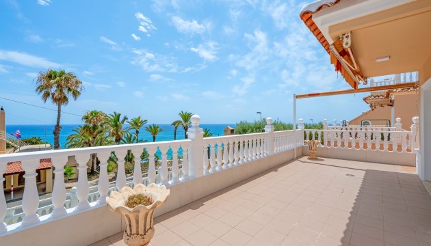 Herverkoop - Detached Villa - Torrevieja