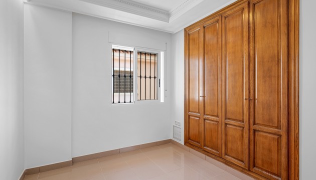 Herverkoop - Detached Villa - Torrevieja