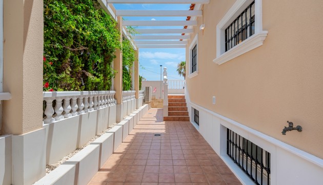 Herverkoop - Detached Villa - Torrevieja