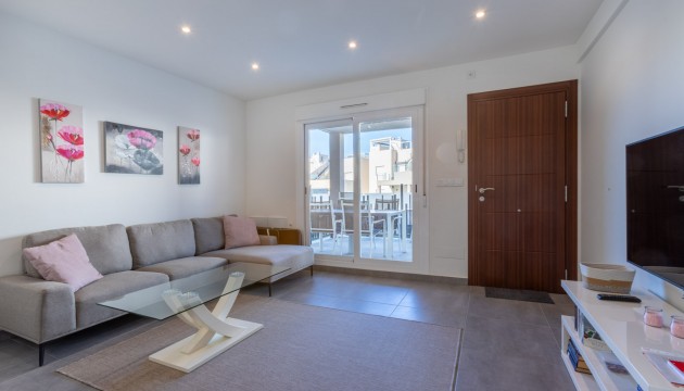 Resale - Bungalow - Torrevieja - Nueva Torrevieja - Aguas Nuevas