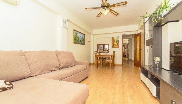 Resale - Apartment - Torrevieja - Playa del Cura