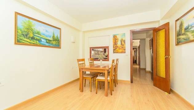 Resale - Apartment - Torrevieja - Playa del Cura