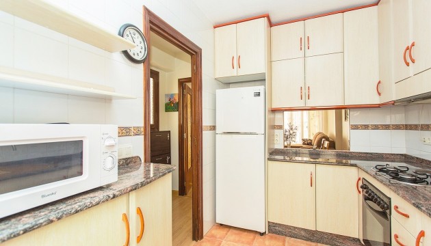 Resale - Apartment - Torrevieja - Playa del Cura
