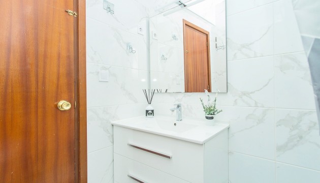 Resale - Apartment - Torrevieja - Playa del Cura