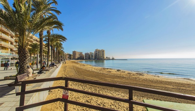 Resale - Apartment - Torrevieja - Playa del Cura