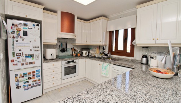 Resale - Apartment - Orihuela Costa - Villamartín