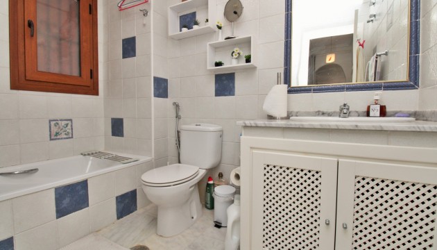 Resale - Apartment - Orihuela Costa - Villamartín