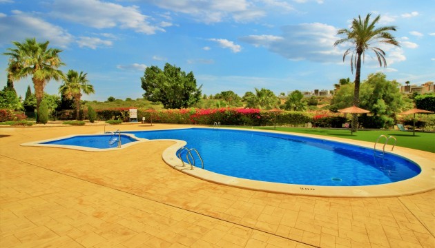 Resale - Apartment - Orihuela Costa - Villamartín