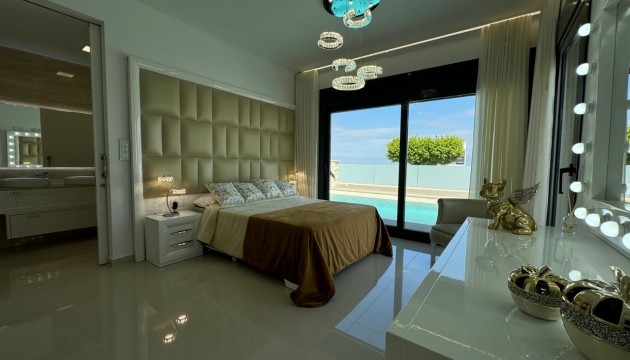 Resale - Detached Villa - San Miguel de Salinas