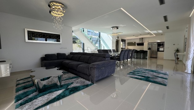 Resale - Detached Villa - San Miguel de Salinas