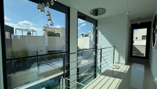 Resale - Detached Villa - San Miguel de Salinas