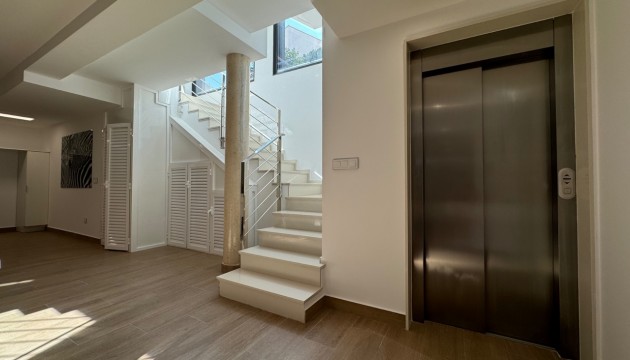 Resale - Detached Villa - San Miguel de Salinas