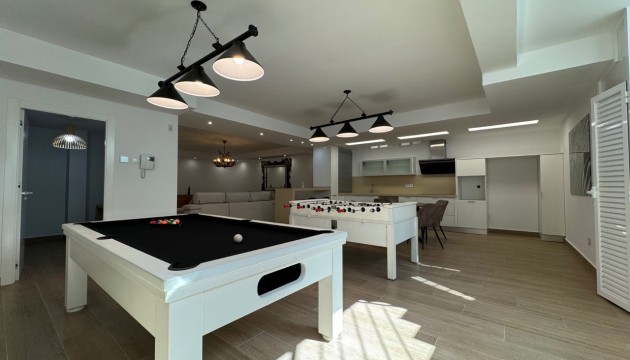 Resale - Detached Villa - San Miguel de Salinas