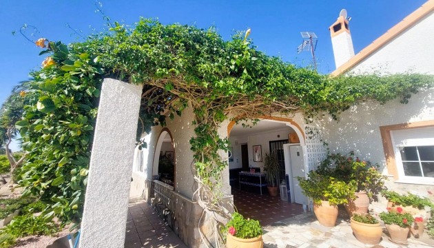 Videresalg - Country House - La Marina