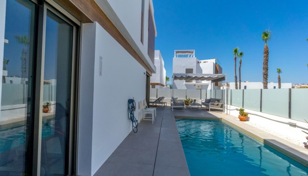 Resale - Detached Villa - Orihuela Costa - Villamartín