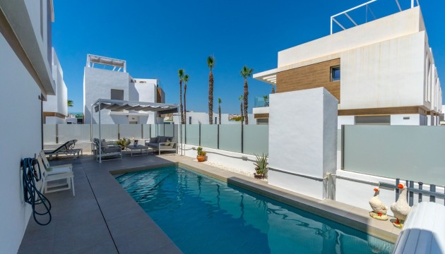 Resale - Detached Villa - Orihuela Costa - Villamartín