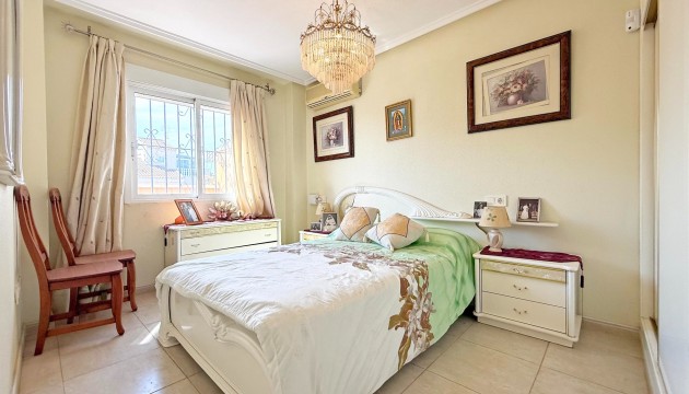 Resale - Townhouse - Torrevieja - La Siesta - El Salado -  Torreta