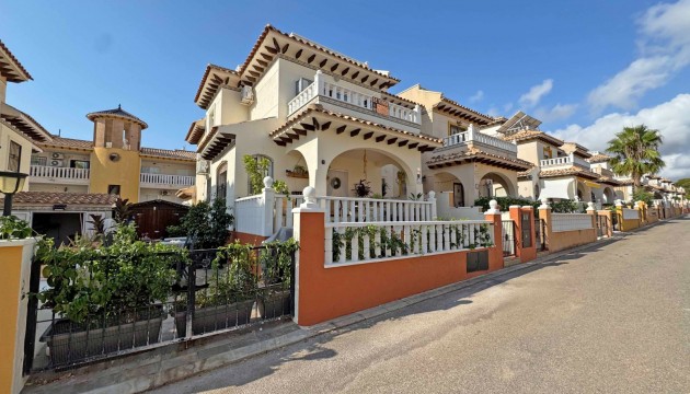 Resale - Townhouse - Orihuela Costa - Lomas de Cabo Roig