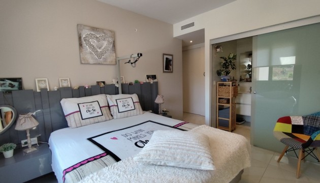 Resale - Apartment - Orihuela Costa