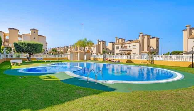 Resale - Apartment - Orihuela Costa - Lomas de Cabo Roig