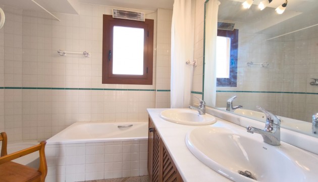 Resale - Apartment - Torrevieja - Punta Prima
