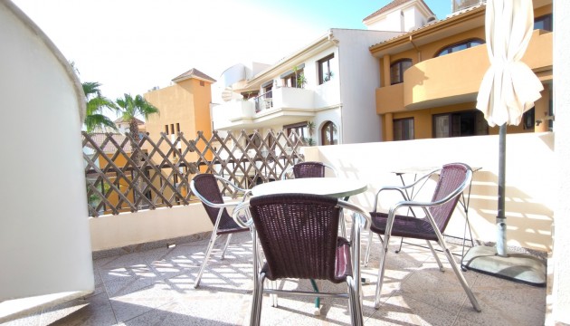 Resale - Apartment - Torrevieja - Punta Prima