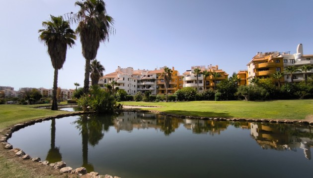 Resale - Apartment - Torrevieja - Punta Prima