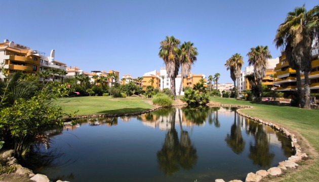 Resale - Apartment - Torrevieja - Punta Prima