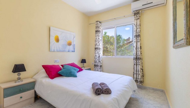 Resale - House - Orihuela - Orihuela Costa