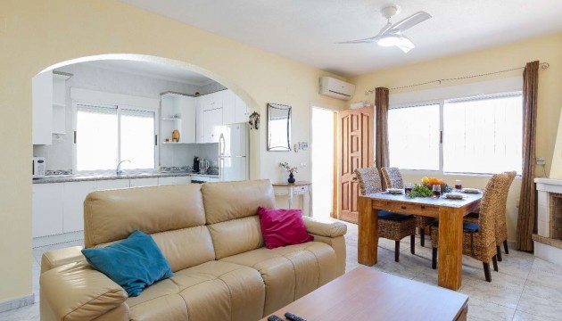 Resale - House - Orihuela - Orihuela Costa