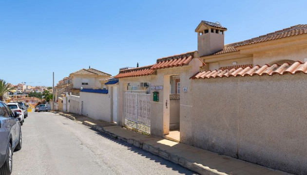 Resale - House - Orihuela - Orihuela Costa