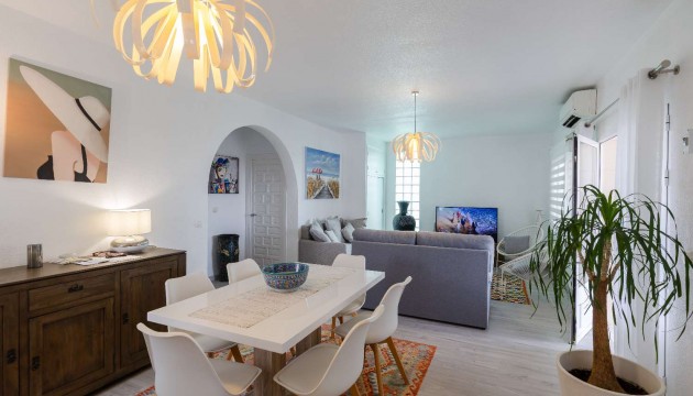 Перепродажа - отдельная вилла - Orihuela