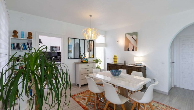 Перепродажа - отдельная вилла - Orihuela