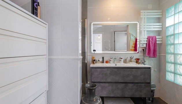 Перепродажа - отдельная вилла - Orihuela