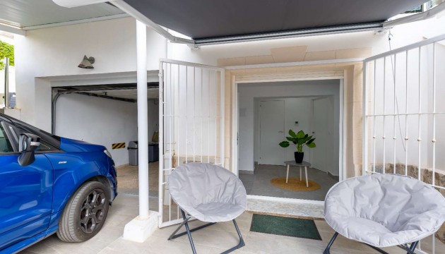 Перепродажа - отдельная вилла - Orihuela